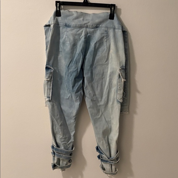 Stylish Light Blue Distressed Jeans - Picture 2 of 2